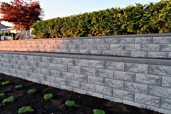 Cost of Concrete Retaining Wall Installation in Louisville