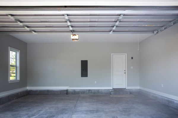 Cost of Garage Floor Installation in Louisville