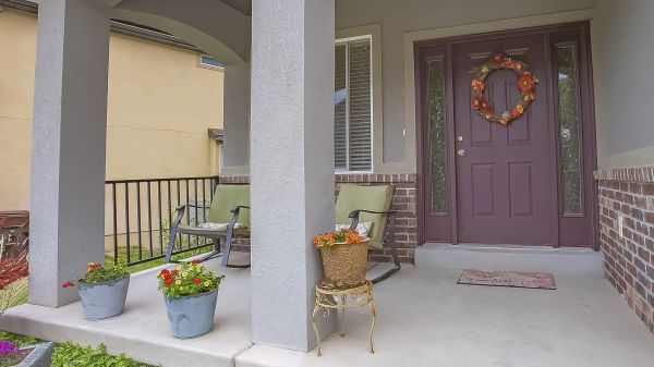 Cost of Porch Concrete Laying in Louisville