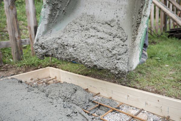 Cost of Yard Concrete Pouring in Louisville